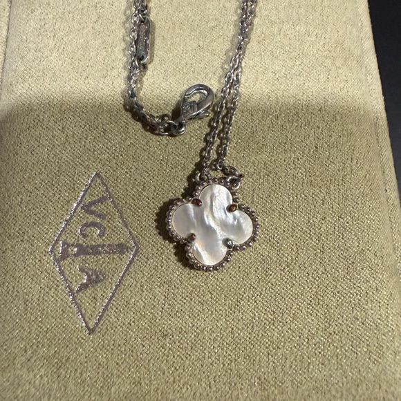 Necklace - Picture 2 of 3